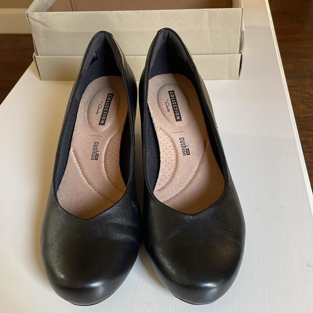 NWOT. Clark wedge leather shoes size 8.5